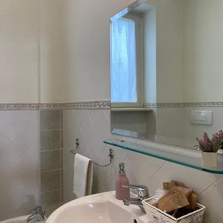 Nocleg ze śniadaniem Paola 3*